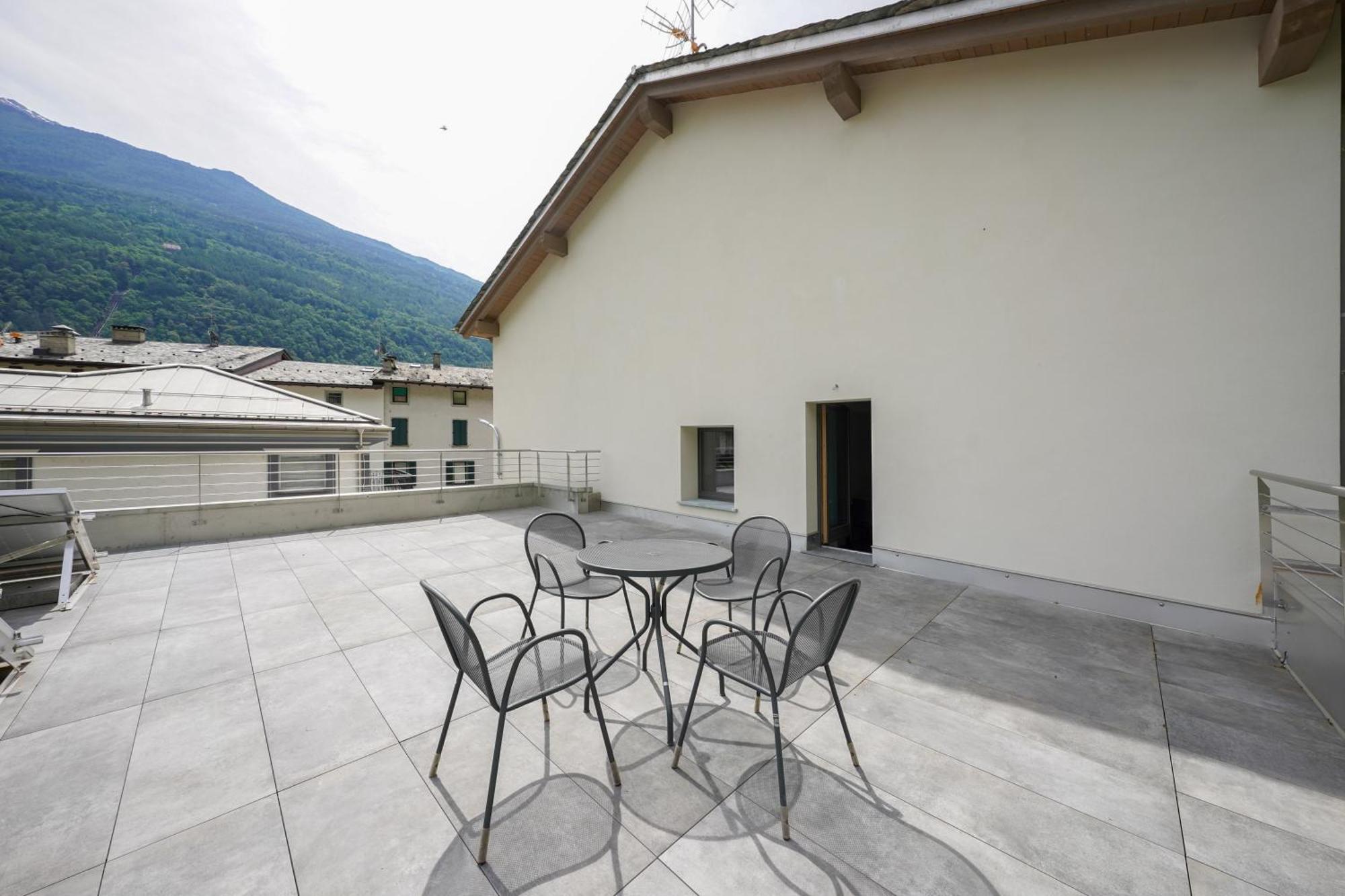 Al Campanile - Valtellina - 15 Min Da Bernina Express Apartment Grosotto Exterior foto
